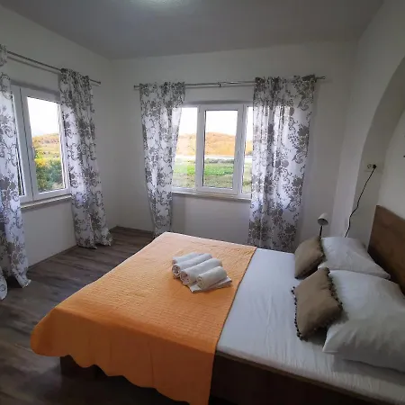 Vrdoljak * Λομπάρδα