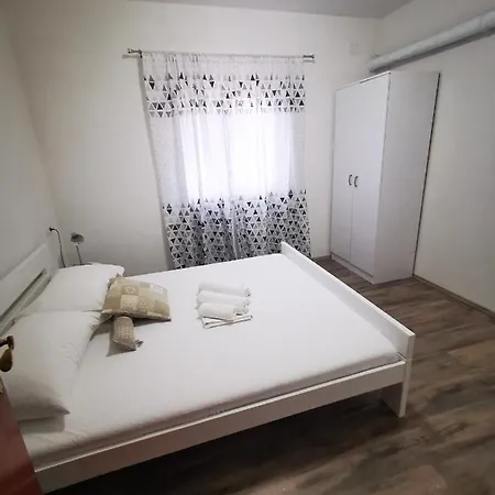 Vrdoljak Lumbarda