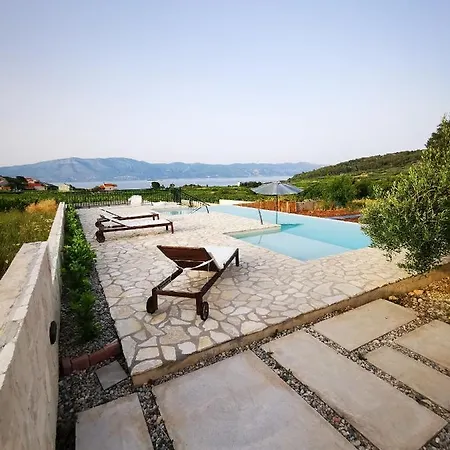 Apartamento Vrdoljak *